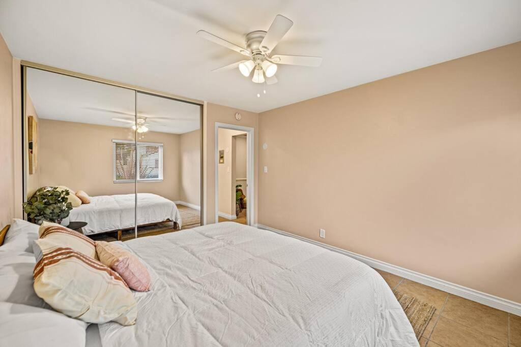 Newly Renovated One Bedroom In Funk Zone Holiday home *