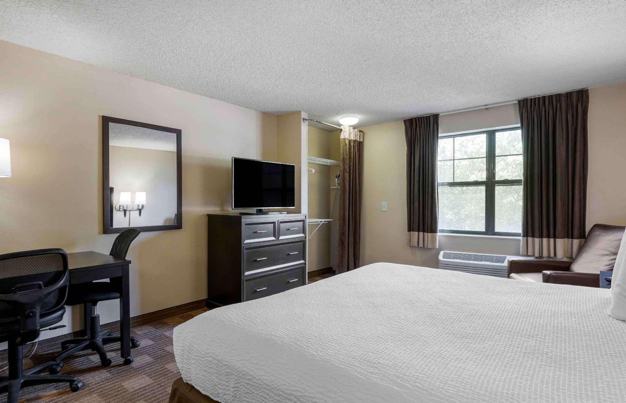 Hotel Extended America - Santa Barbara - Calle Real 2*
