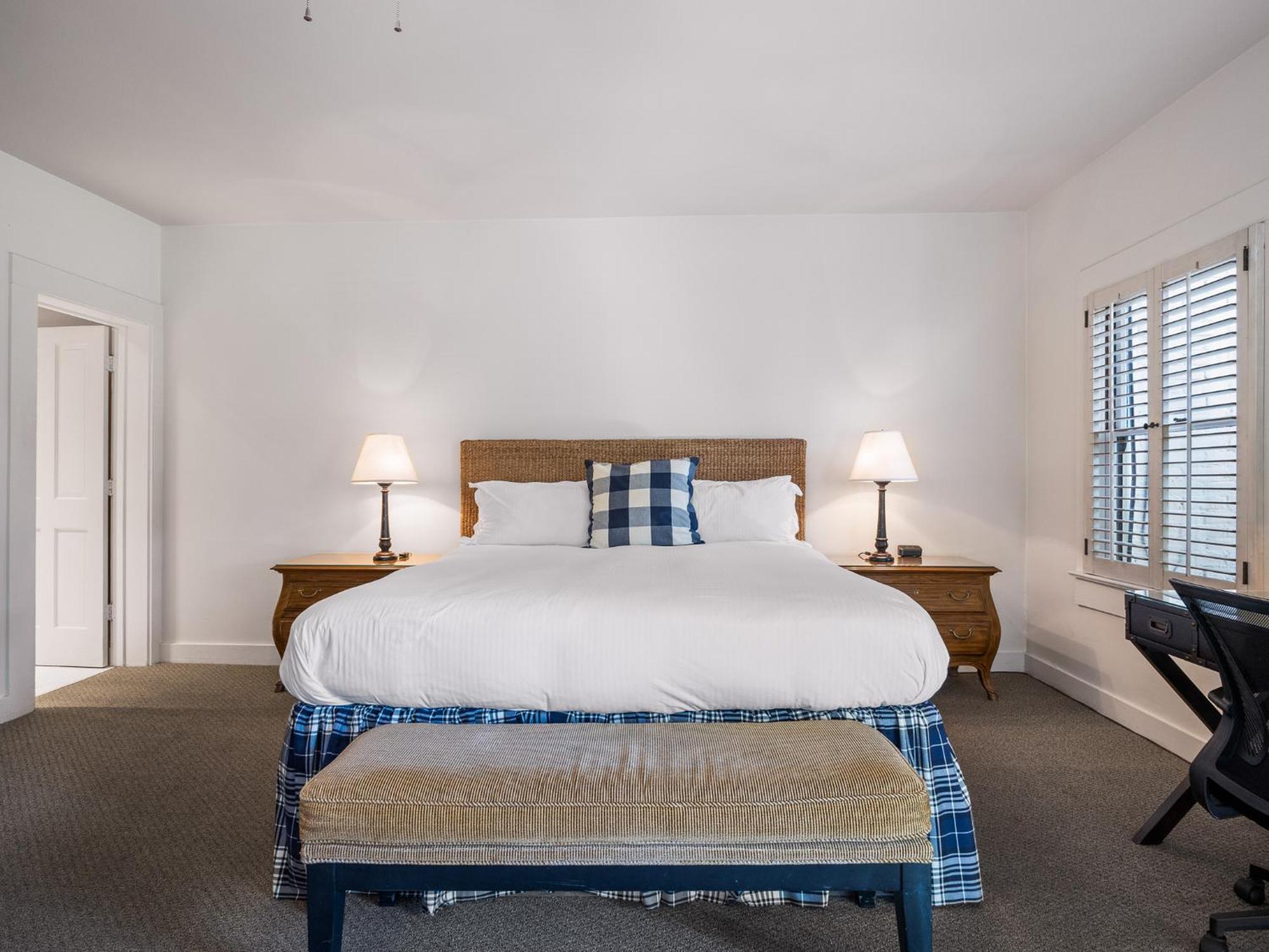 The Upham 3*