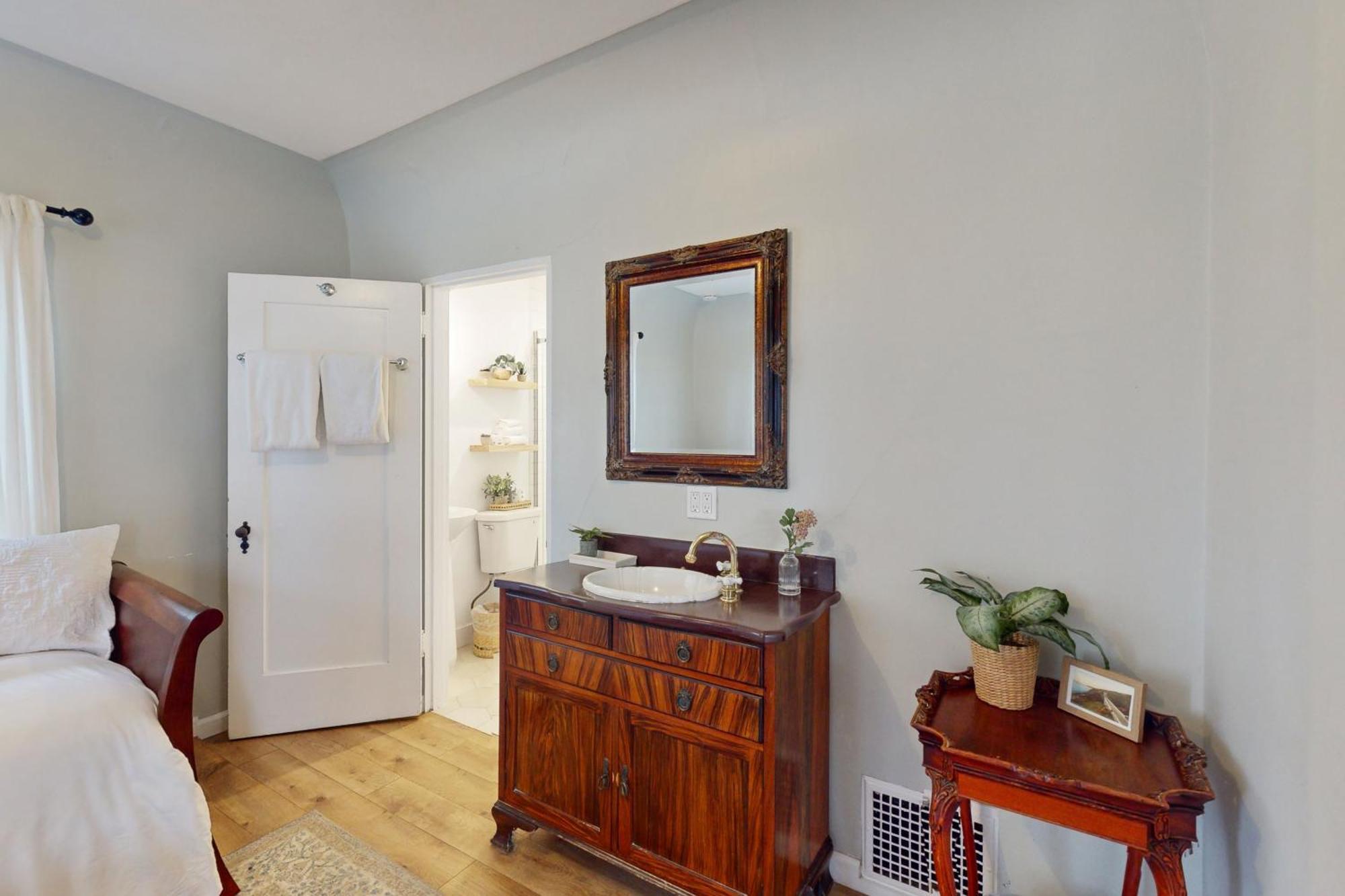 East Retreats Apartment *