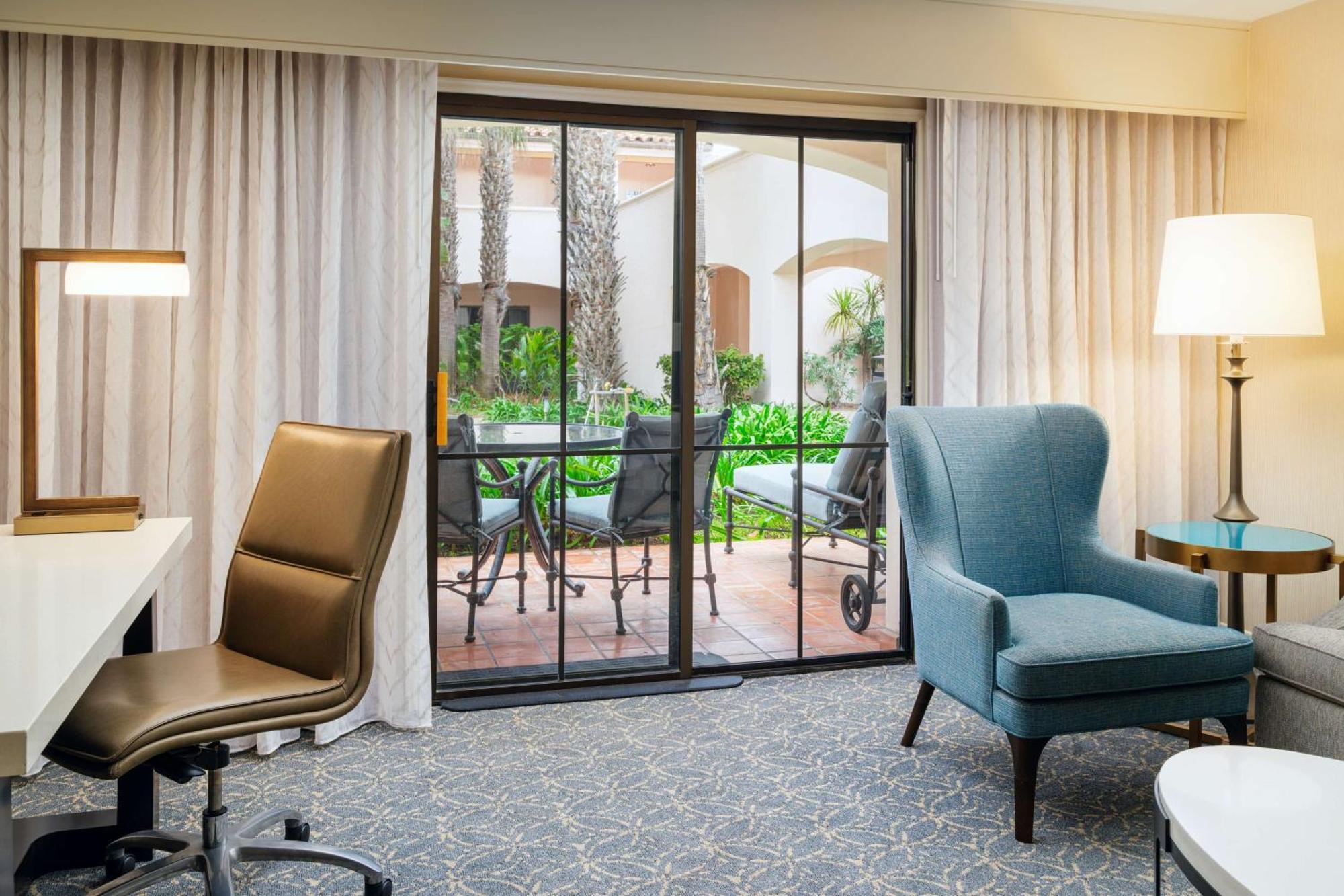 Resort Hilton Beachfront Santa Barbara