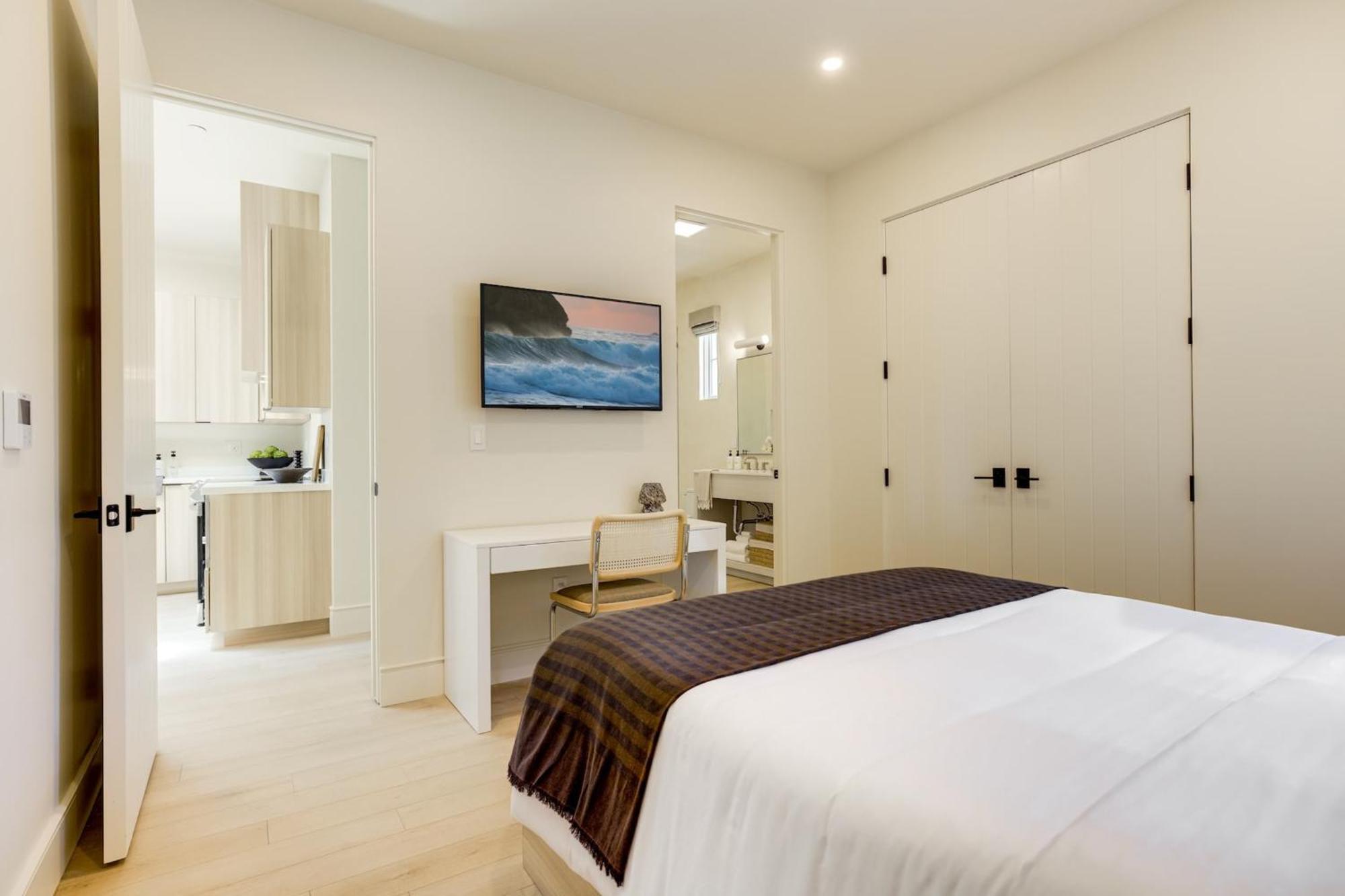 Casa De La Vina - Boutique In Downtown Apartment *