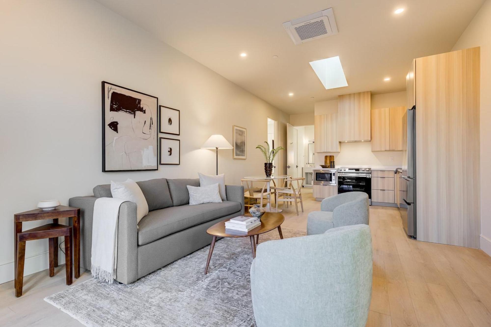 Casa De La Vina - Boutique In Downtown Apartment