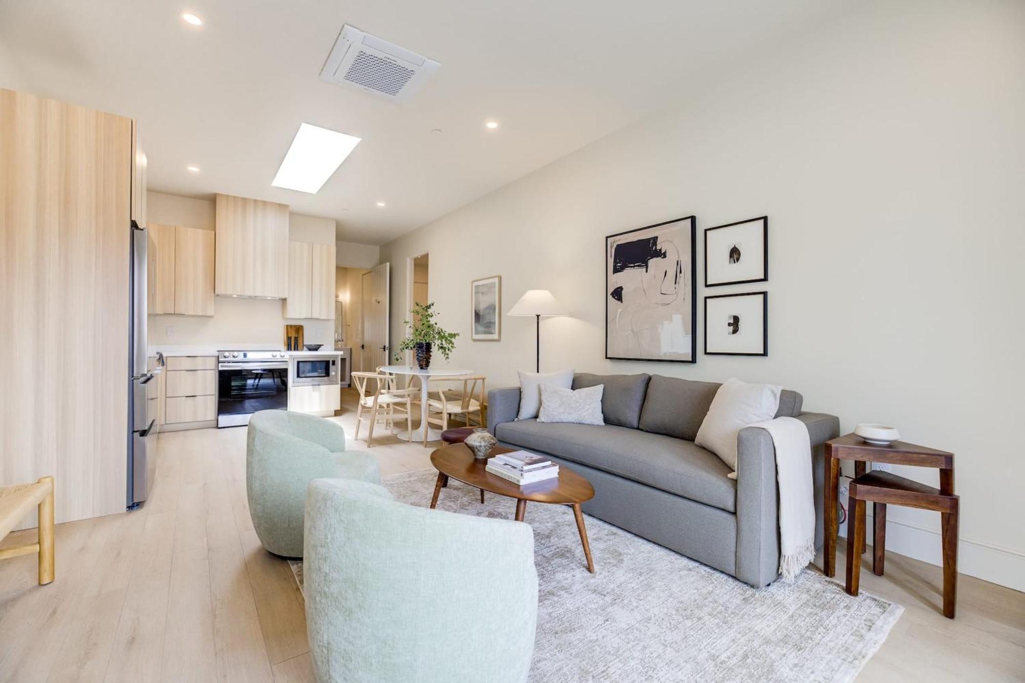 Casa De La Vina - Boutique In Downtown Apartment *