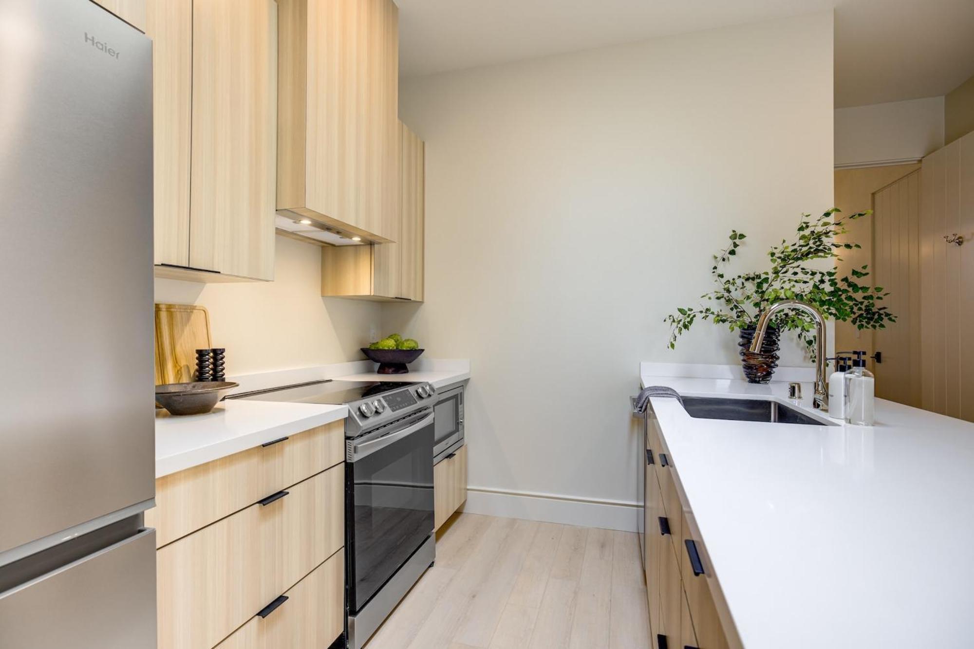 Casa De La Vina - Boutique In Downtown Apartment