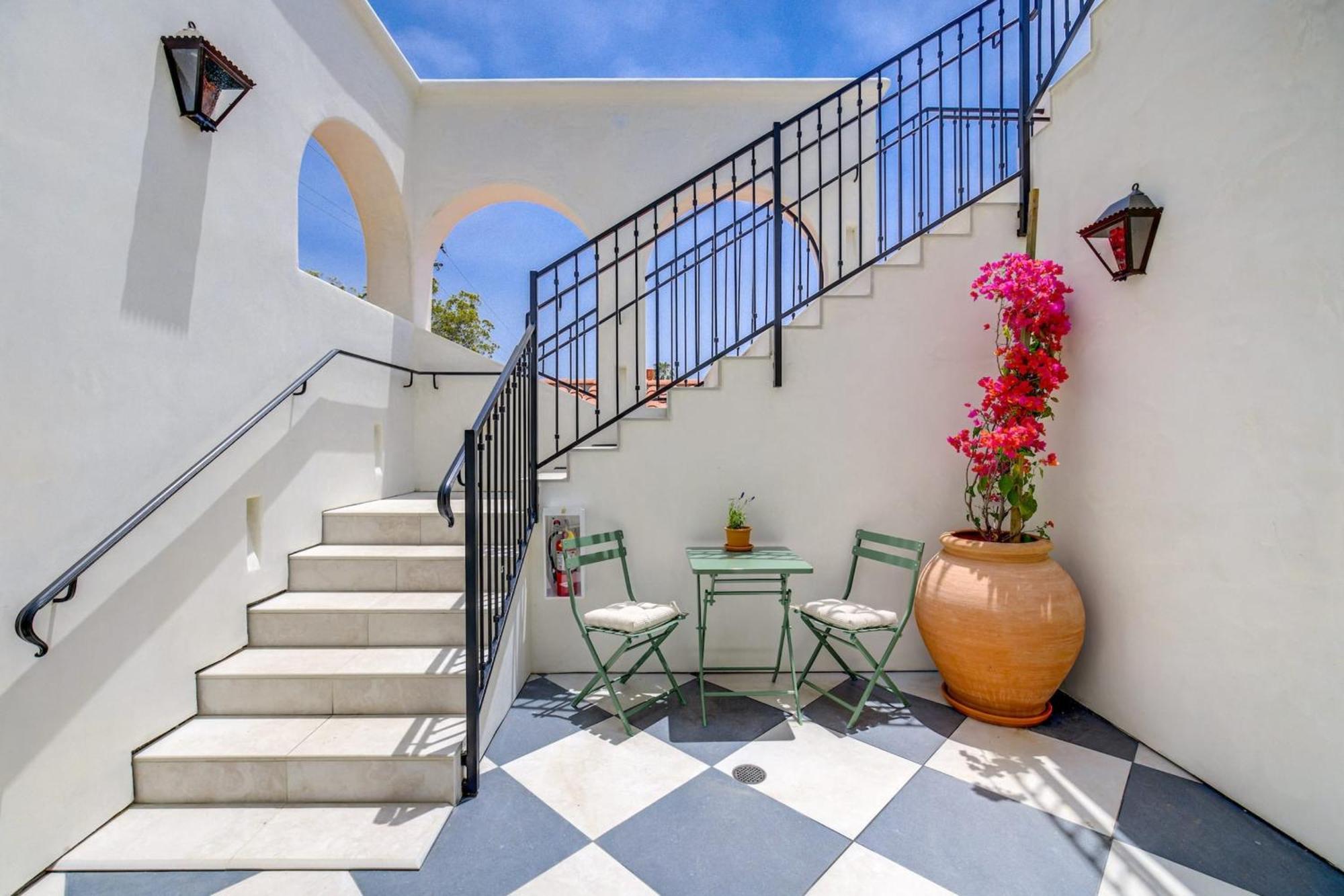 Casa De La Vina - Boutique In Downtown Santa Barbara