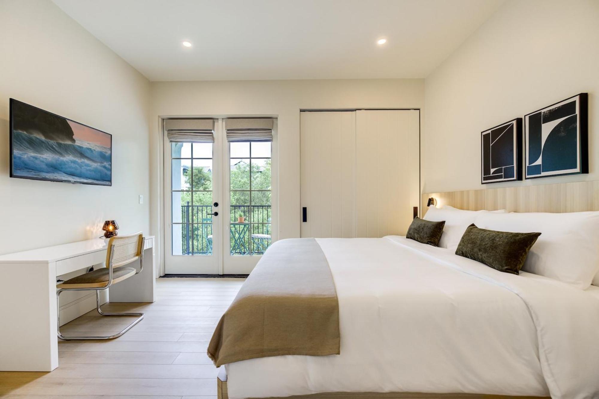 Casa De La Vina - Boutique In Downtown Apartment *