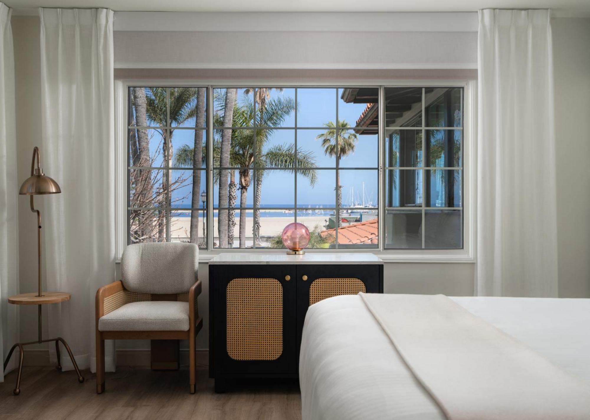 The Milo 4* Santa Barbara