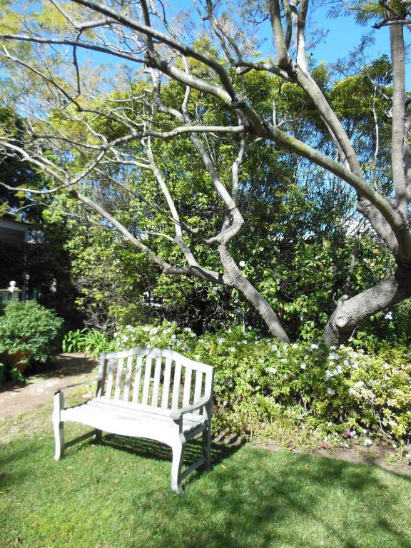Country House Inn Santa Barbara