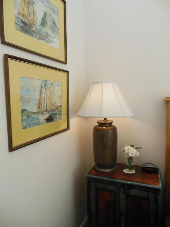 Country House Inn Santa Barbara