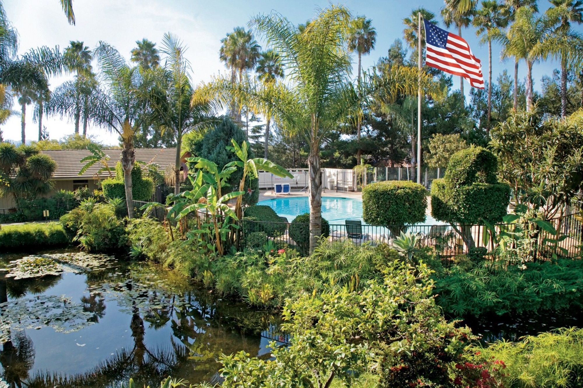 Ramada By Wyndham Hotel Santa Barbara