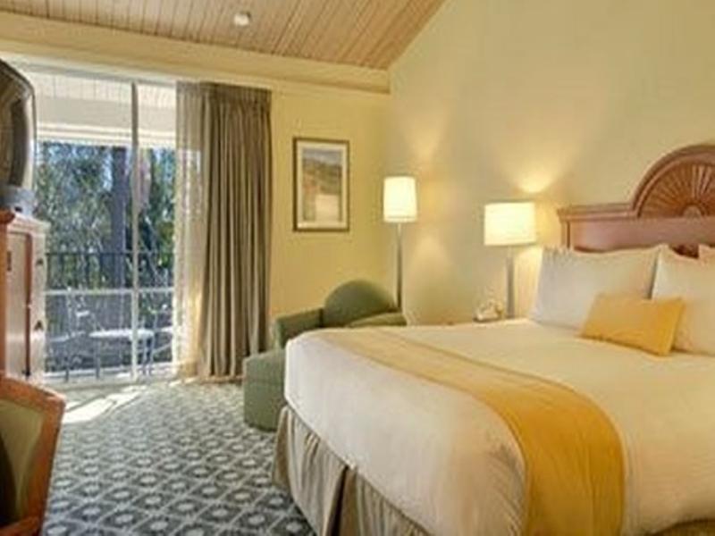 Ramada By Wyndham Hotel