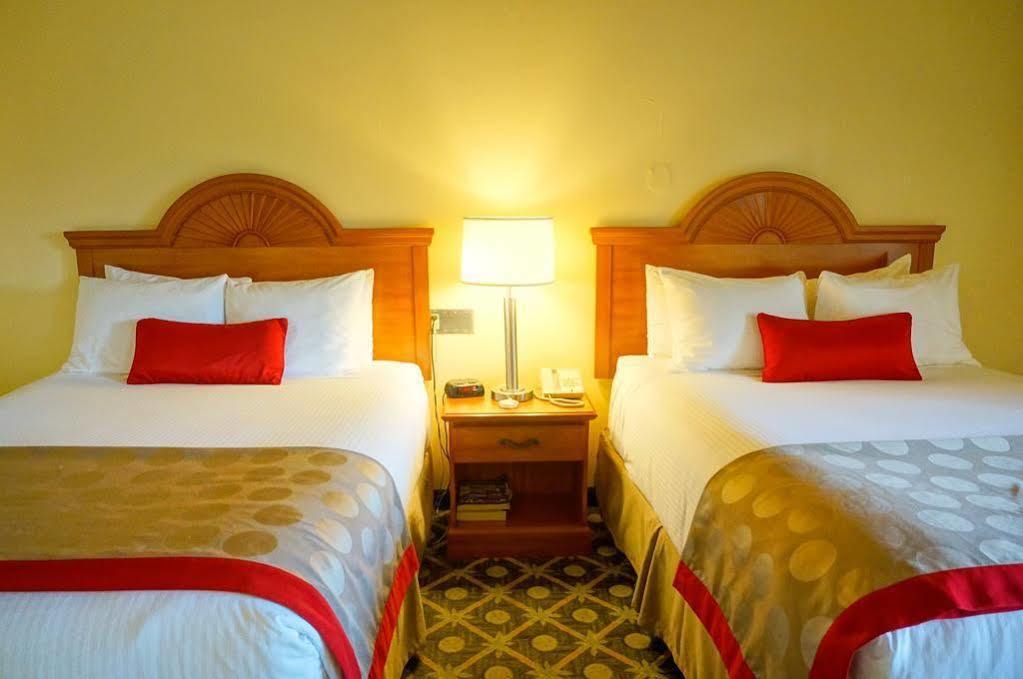 Hotel Ramada By Wyndham 3*